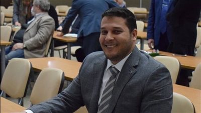 هشام أبو الزقالي، عالم مصري في روسيا يخترع دروعا واقية من الإشعاع النووي