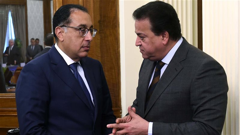رئيس الوزراء ووزير