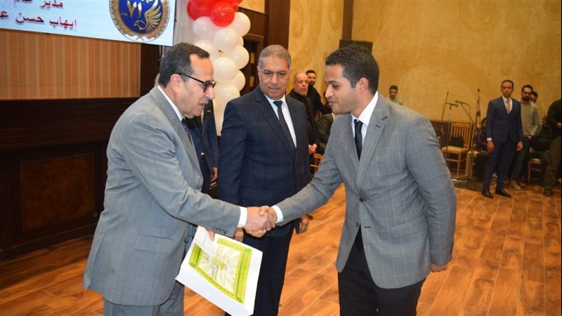 تكريم أسر الشهداء،فيتو