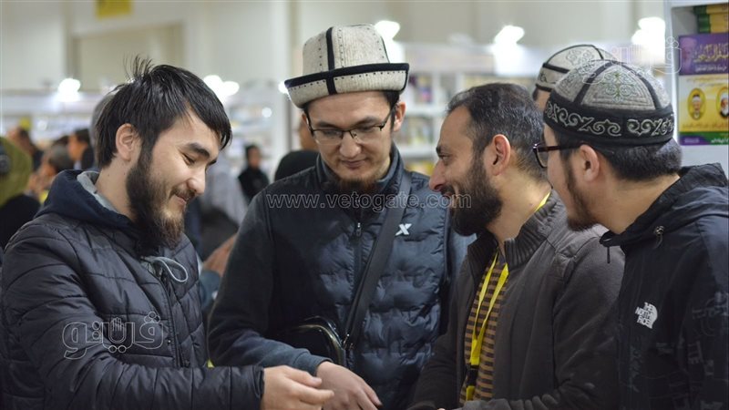 زوار معرض الكتاب،