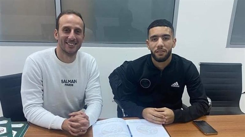 أحمد قندوسي، فيتو