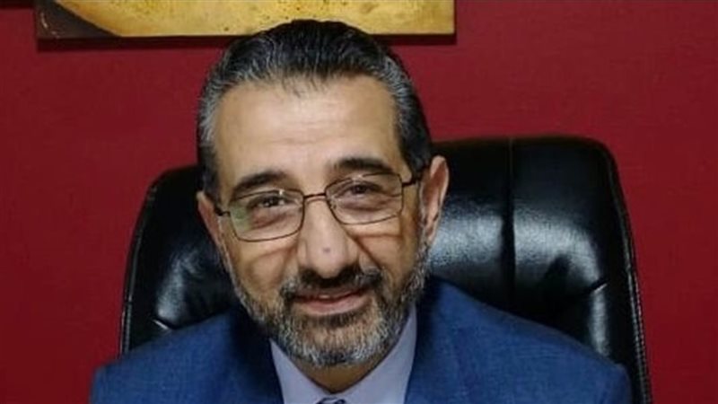 د.عمرو السمدوني،