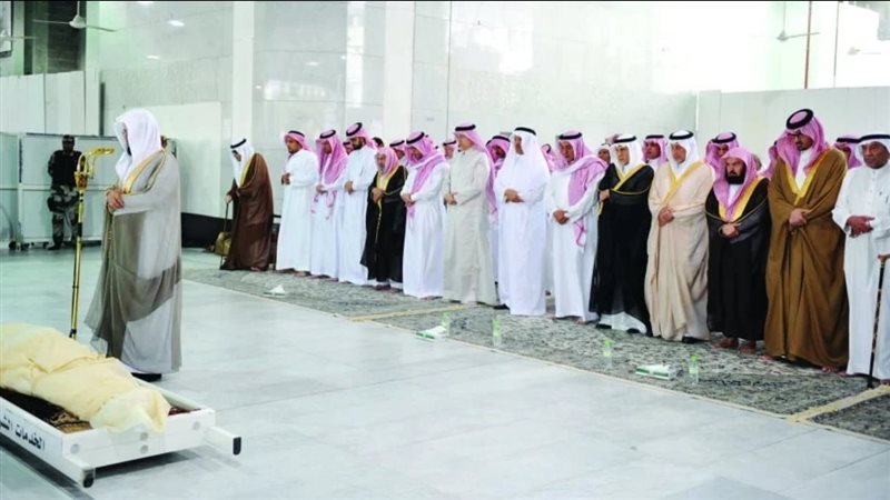 تفسير رؤية صلاة الجنازة