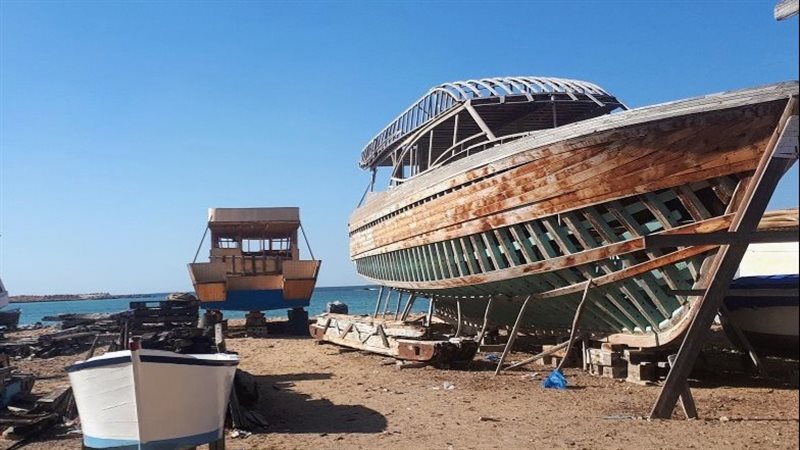 صناعه السفن بالانفوشي،