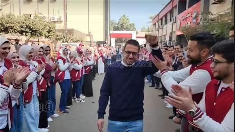 ممر شرفي لخريج طب