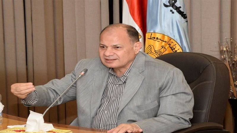 اللواء عصام سعد محافظ