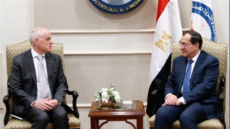 الملا خلال استقباله
