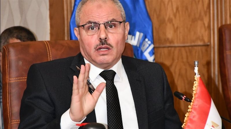 الدكتور ناصر مندور
