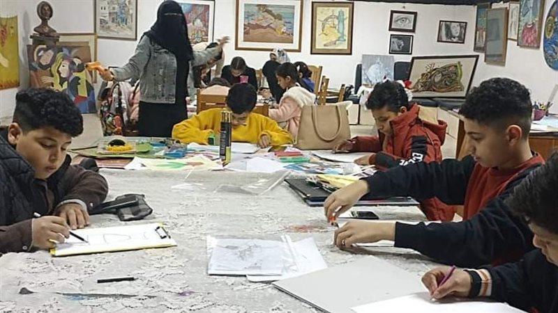  فعاليات ورشة الرسم،
