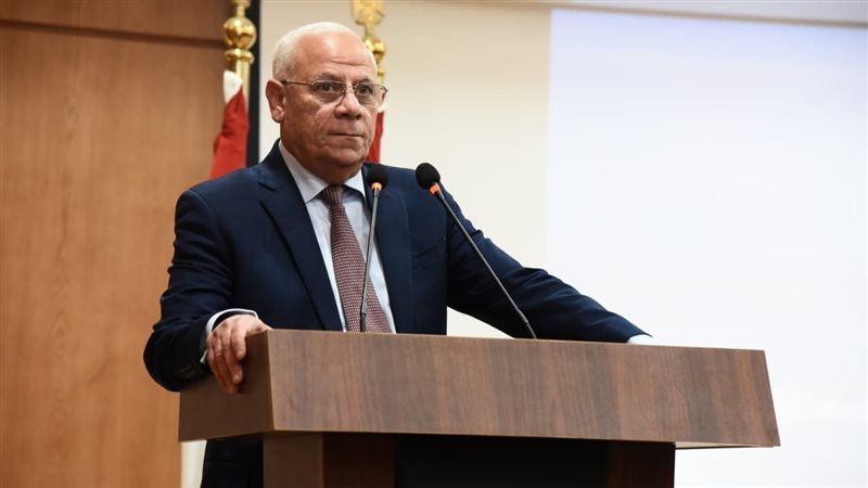 محافظ بورسعيد اللواء