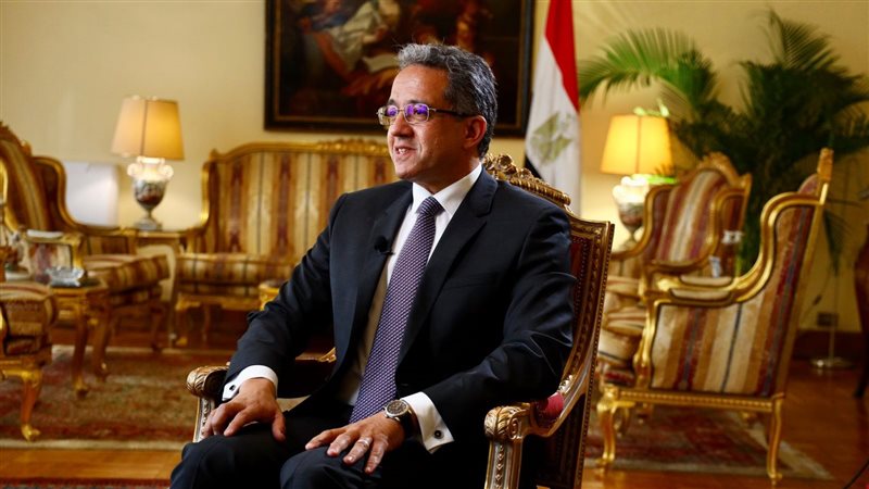 الدكتور خالد العناني