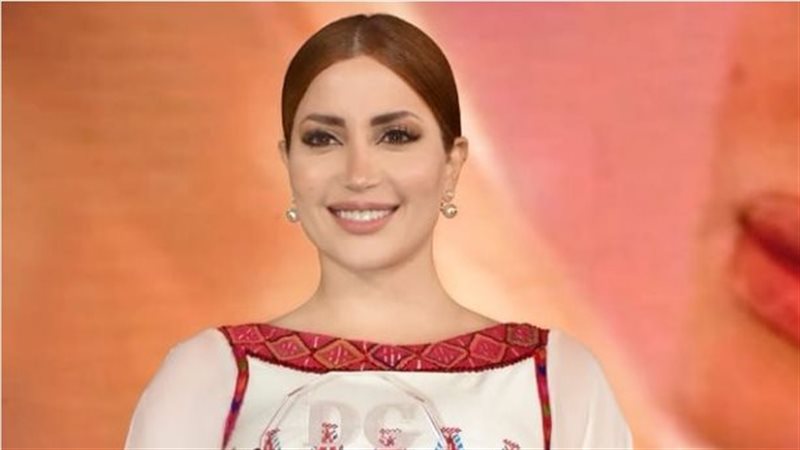 الفنانة نسرين طافش