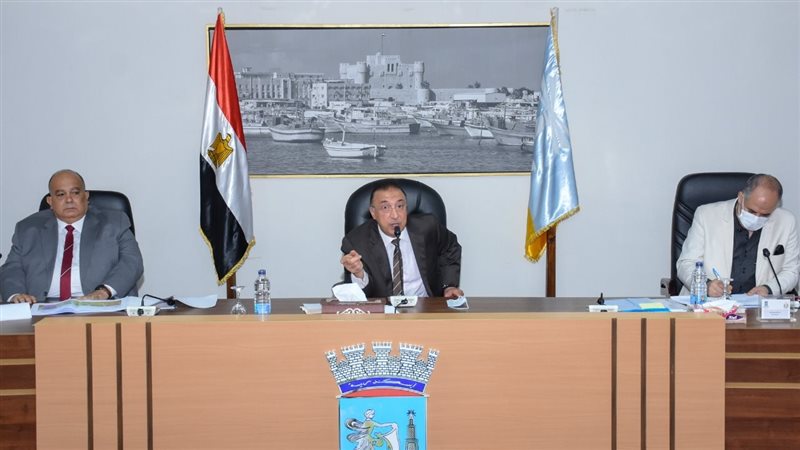 محافظ الإسكندرية