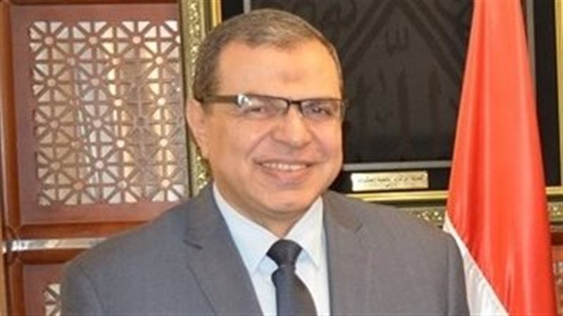 وزير القوى العاملة