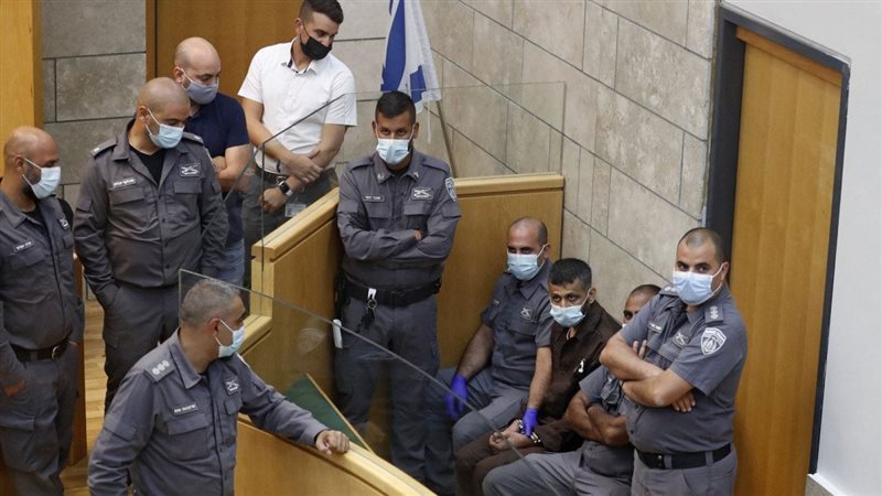 أحد الأسرى الفلسطينيين