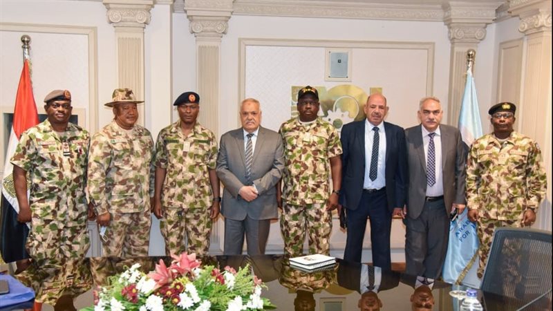  الفريق عبد المنعم