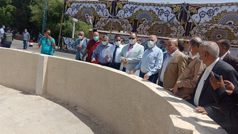 وزير الري يتفقد أعمال