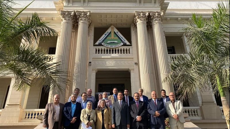 جامعة بنها 
