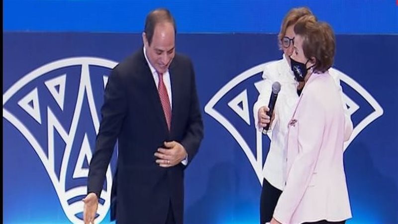 السيسي ووالدة الممثل