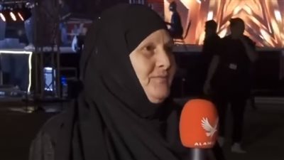 والدة محمد عبد الوهاب لابنها: روحك بترفرف في النادي وموقعتش في الأهلي من فراغ |فيديو