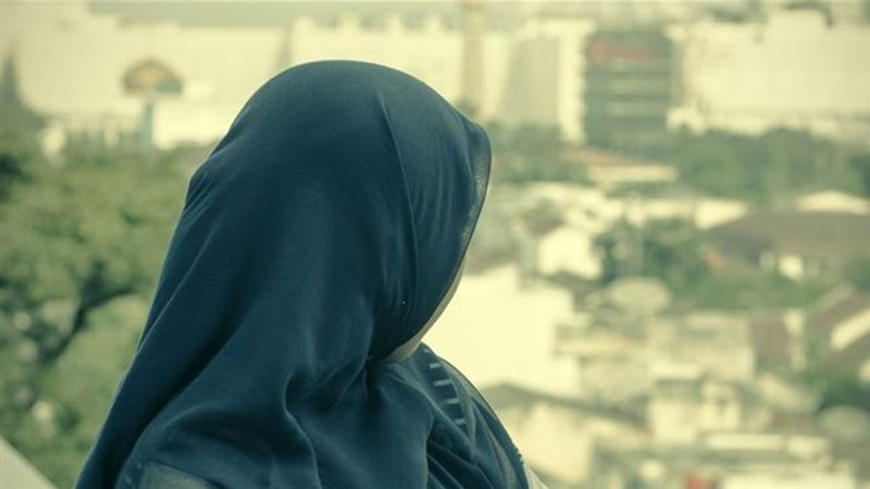 الحجاب، فيتو