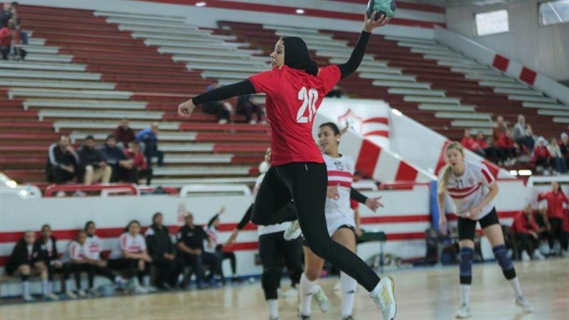 سيدات يد الأهلى أمام