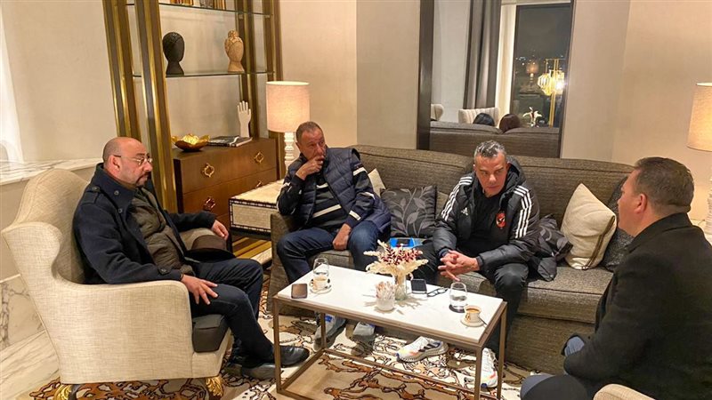 محمود الخطيب وعمدة