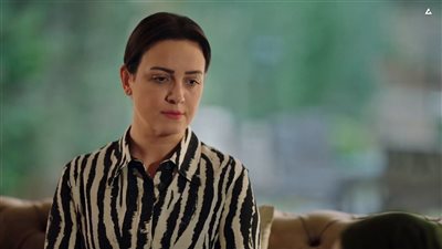 قصة مسلسل أزمة منتصف العمر، التفاصيل الكاملة