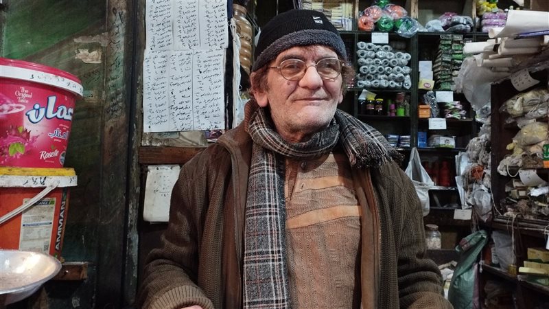 عم محمود أقدم عطار