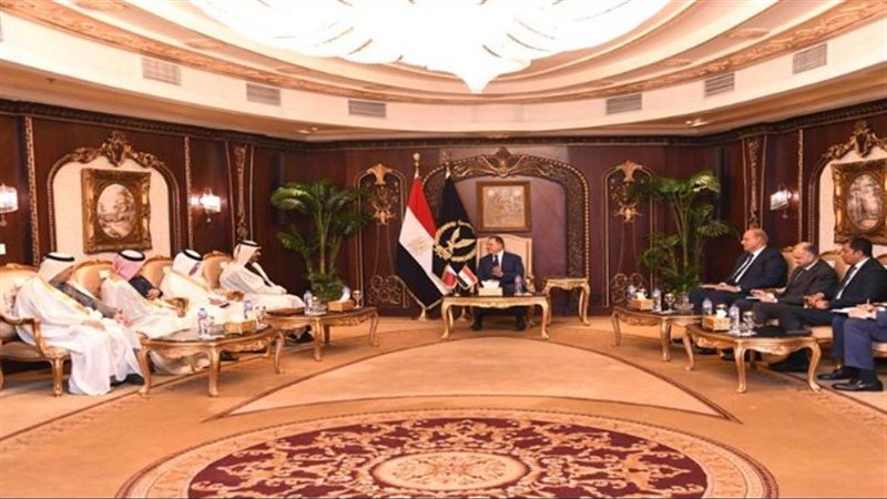 وزير الداخلية يلتقي