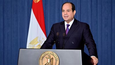 جولة تفقدية للسيسي بالمرحلة الثانية من مصنع سايلو 