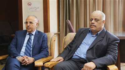 هبوط كورنيش الإسكندرية، زيارة مفاجئة لـ وزير الري لمقر هيئة حماية الشواطئ 