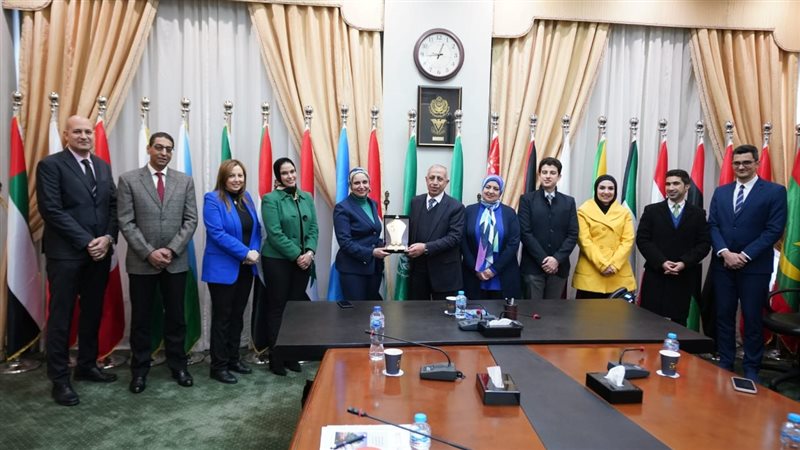 الأكاديمية العربية،فيتو