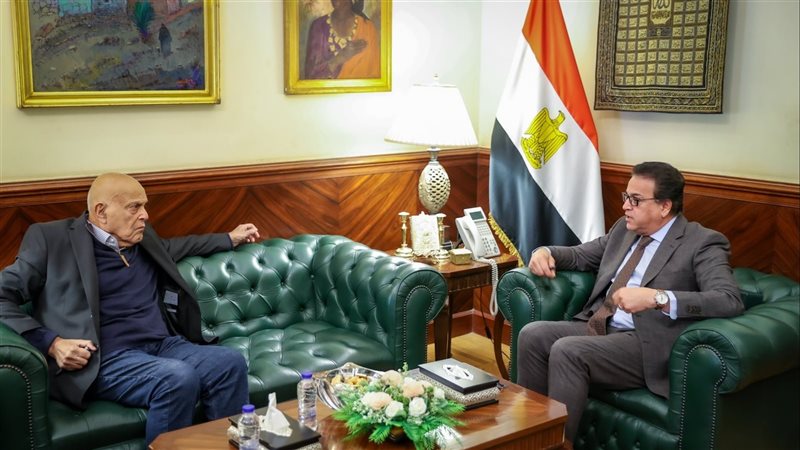 وزير الصحة د.خالد
