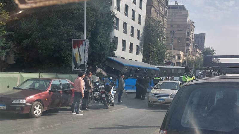 الحادث، فيتو