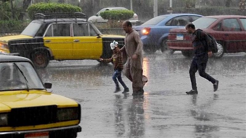 سقوط الأمطار