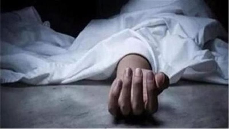 شاب يتخلص من حياته