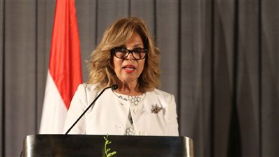 السفيرة مشيرة خطاب تتقدم بمقترح في الحوار الوطني 