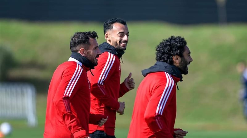لاعبي الأهلي،فيتو