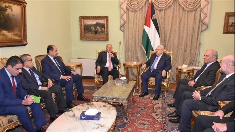 أبو مازن وأبو الغيط،