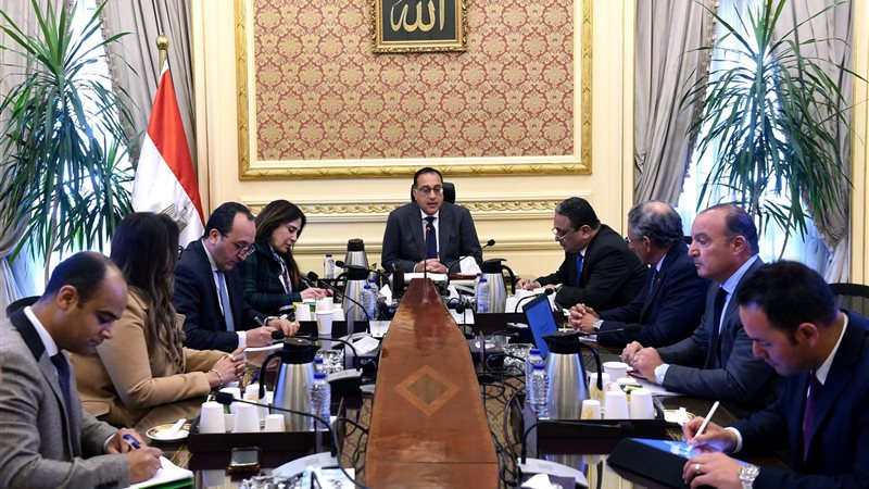 اجتماع برئاسة الدكتور