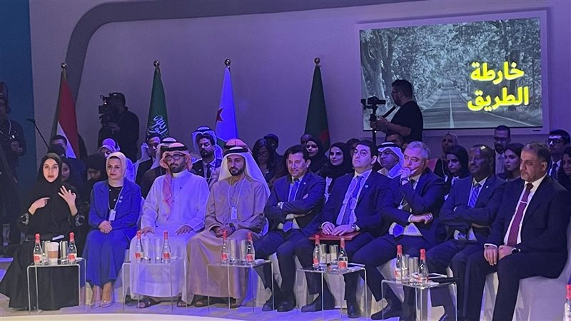 وزيرالرياضة يشارك