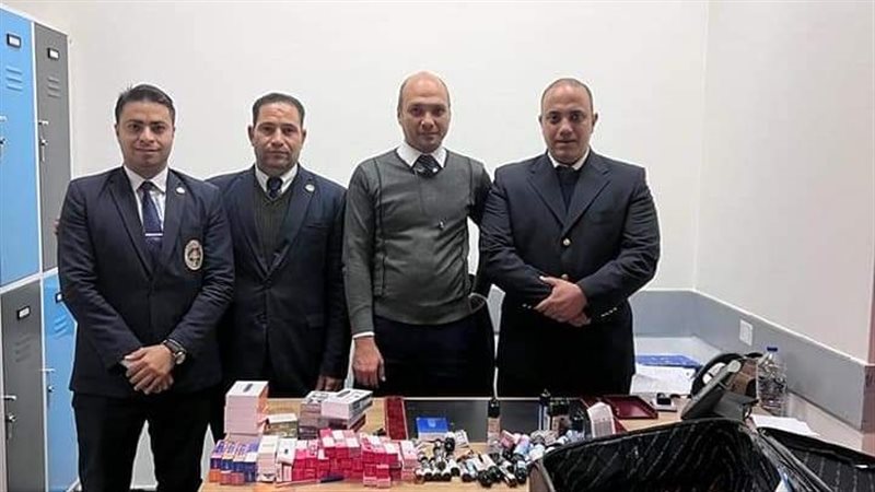 المضبوطات بحوزة رجال