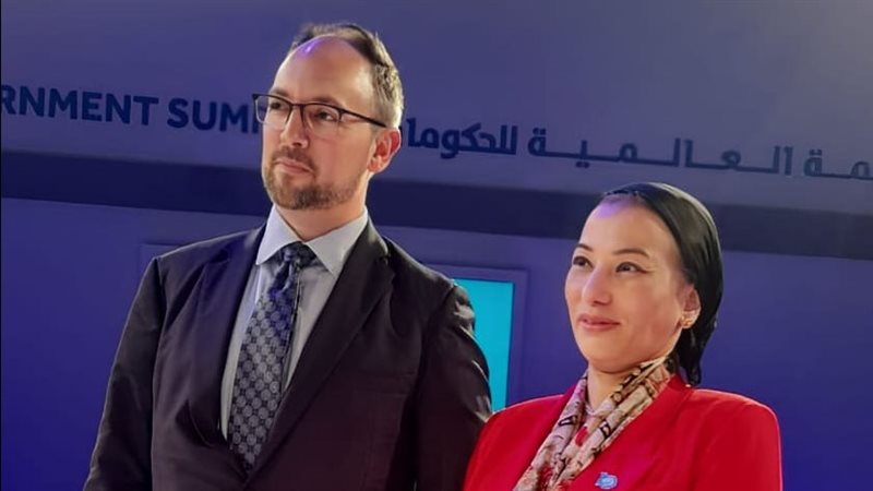 وزيرة البيئة، فيتو