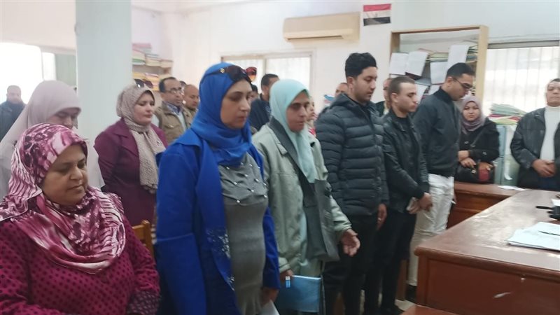 الحداد اثناء الاجتماع،فيتو
