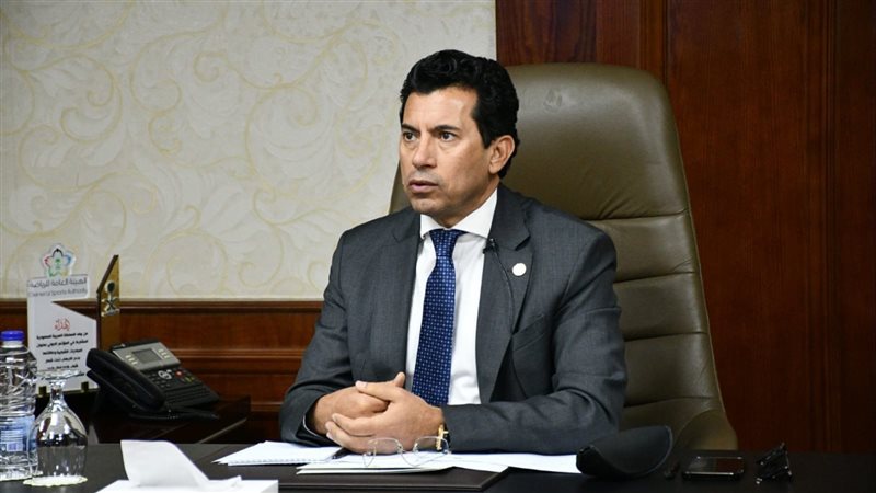 الدكتور أشرف صبحي