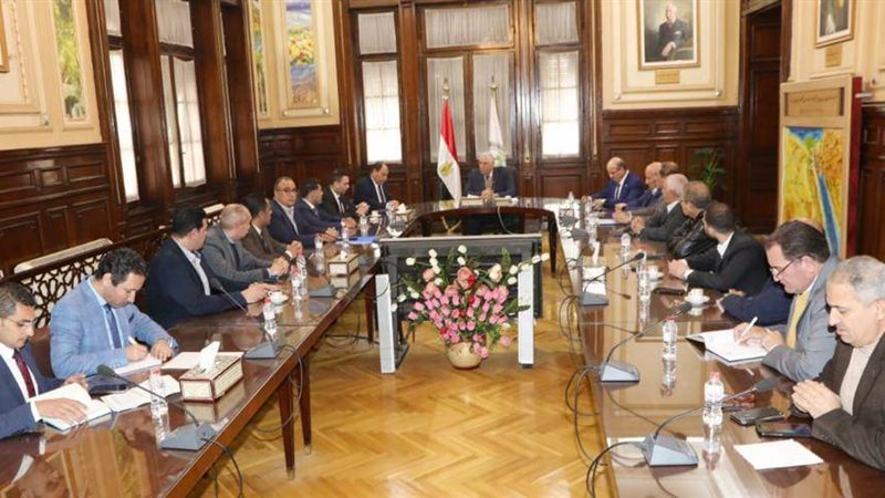 اجتماع وزير الزراعة