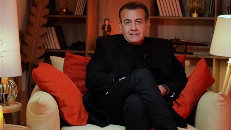 اسامة منير، فيتو