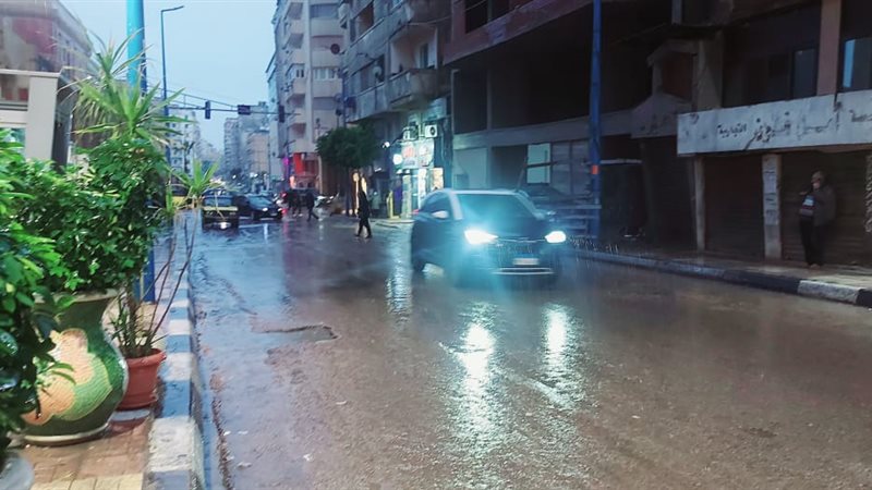أمطار غزيرة بمحافظة