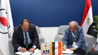 النبراوي يوقع مذكرة تفاهم مع شركة بترومنت لتدريب المهندسين